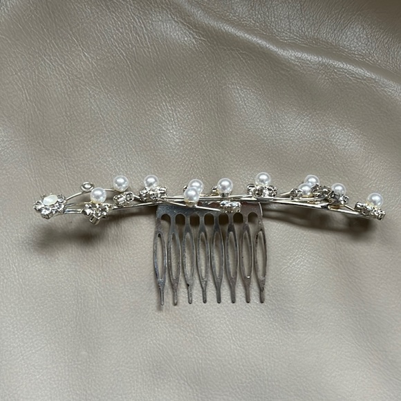 💚 New bejeweled hair comb ✨ - Picture 1 of 2